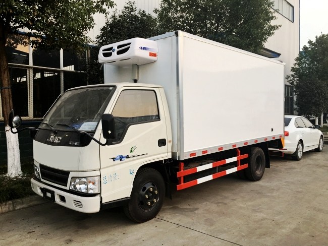 江鈴新順達(dá)國五4.1米冷藏車