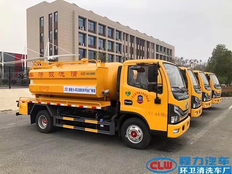 專(zhuān)業(yè)吸糞車(chē)廠(chǎng)家教你怎樣合理保養(yǎng)吸糞車(chē)延長(zhǎng)使用壽命
