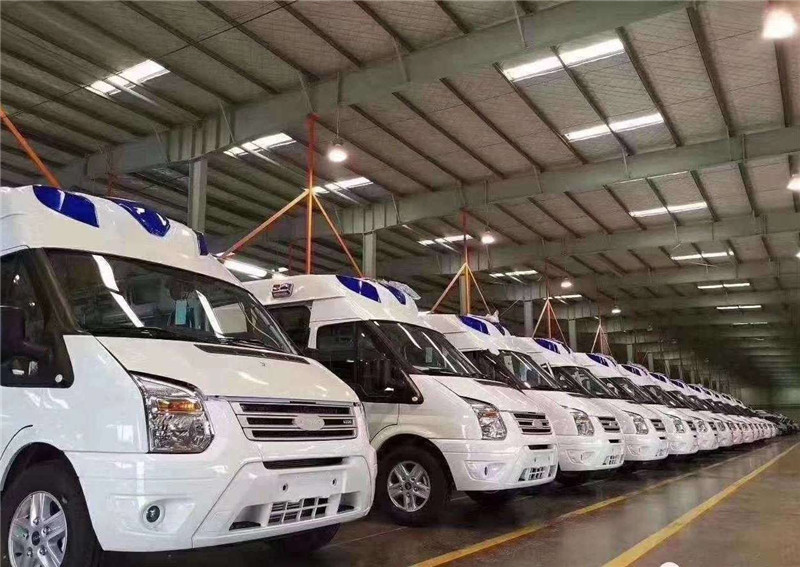 江鈴福特監(jiān)護(hù)型救護(hù)車(chē)不僅功能要齊全，細(xì)節(jié)方面更是盡善盡美