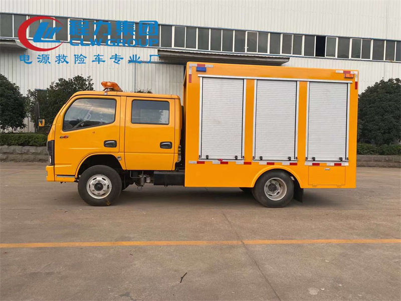 東風(fēng)多利卡雙排救險(xiǎn)排澇車(chē)