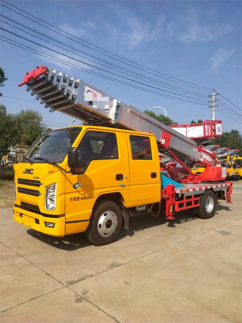國六藍(lán)牌江鈴順達(dá)32米高空云梯車