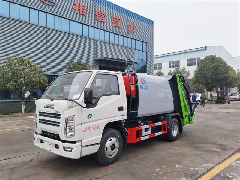 江铃4立方压缩垃圾车