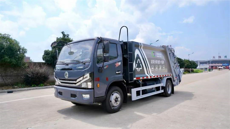 东风多利卡9方压缩垃圾车