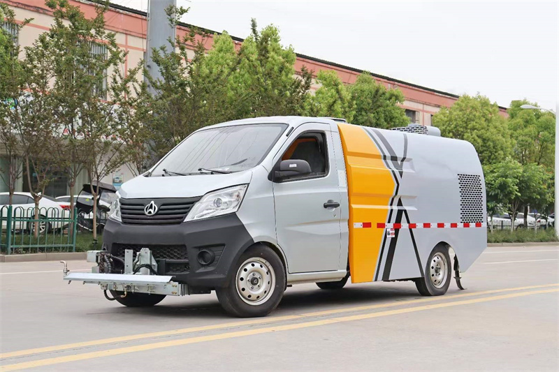 CLW5021TYHSC6長(zhǎng)安路面養(yǎng)護(hù)車