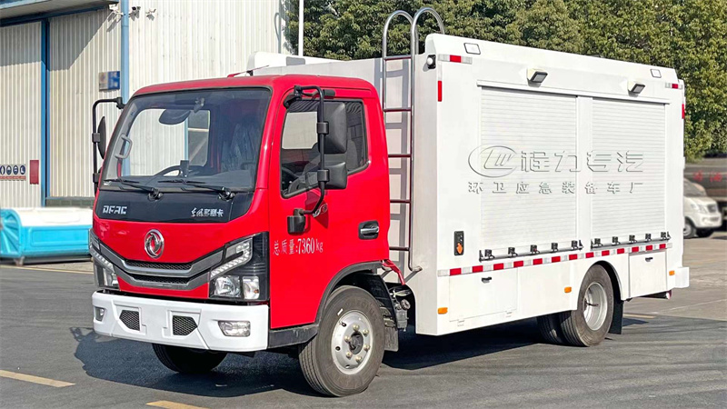 消防隊(duì)消防機(jī)器人運(yùn)輸車